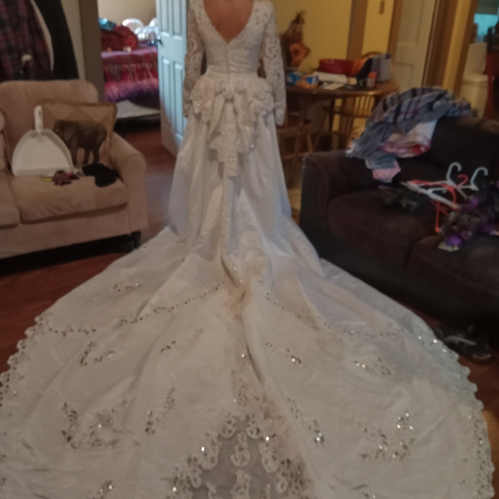 Vintage wedding gown